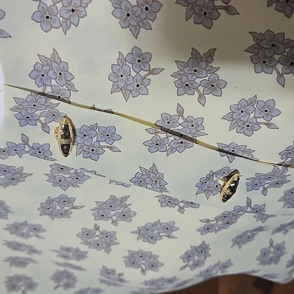 Vintage Buttery Yellow Floral Day Dress - Picture 3 of 15